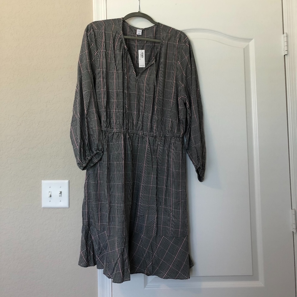 NWT Plaid Waist-Defined Tie-Neck Dress for Women